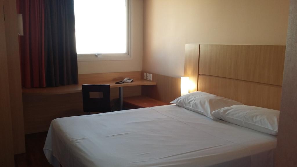 Hotel Ibis Savassi 3*